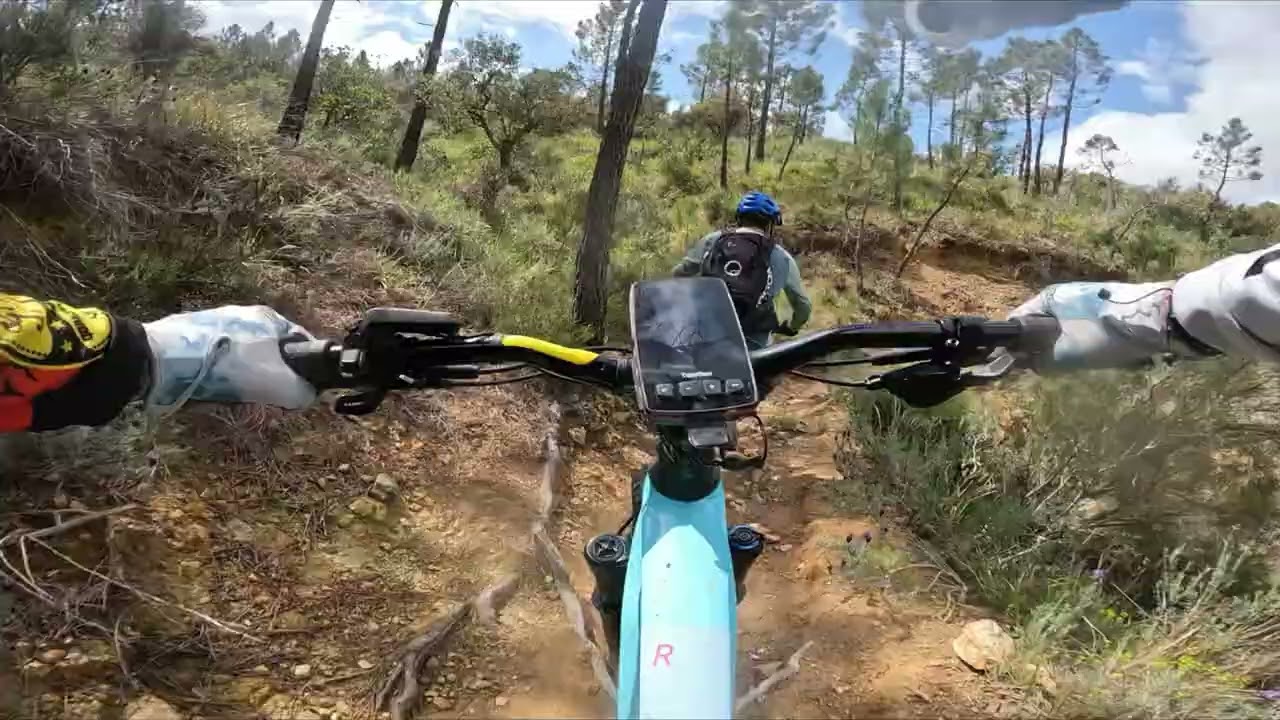 Estérel, piste du Salagou