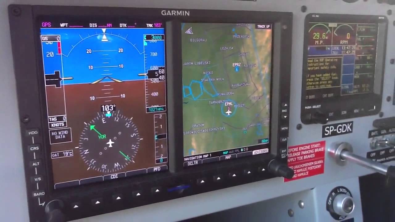 Opis wyposażenia samolotu AT3 Glass Cockpit  FLY Polska