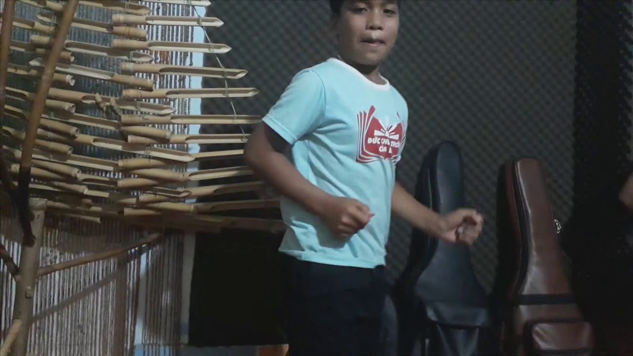 Phi Ung bazan -BLOK KƠ OH LING LANG-(Kizomba Klekat)