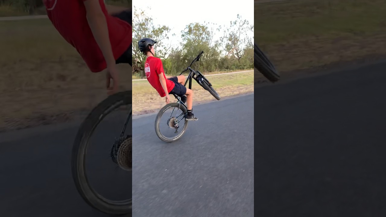 One hand #mtb #shorts