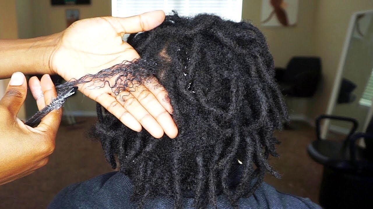 COMBING HER LOCS OUT AND STARTING OVER!