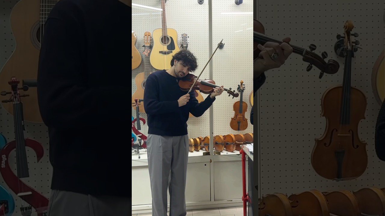Mi fingo un violinista principiante in un negozio si strumenti #prank #scherzo
