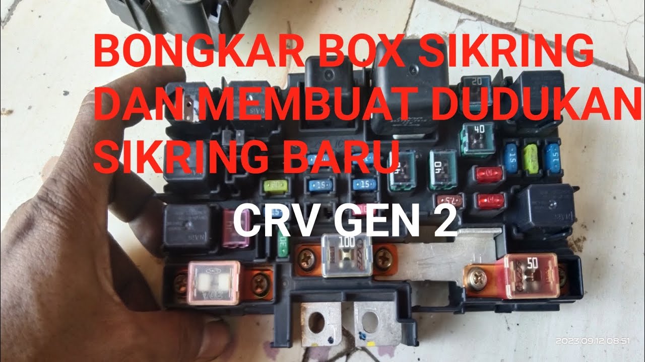 bongkar box sikring mobil crv gen 2