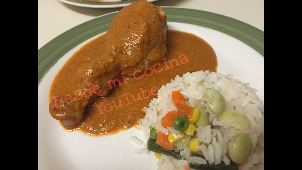 Pollo Encacahuatado / Pollo En Salsa de Cacahuate / Chicken with Peanut Sauce