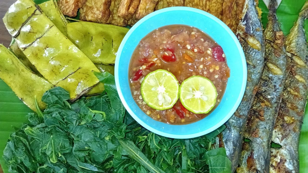 CobaYa!Menu Paling Enak Mantul Sambel Dadak Ikan Goreng Lalapan Tanggal Tua Nggak Bikin Boros Dompet