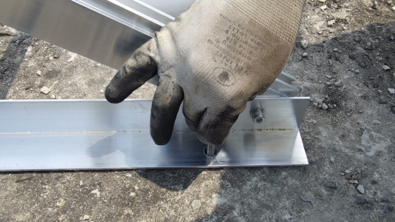 Chumbador quimico em estrutura de laje para paineis solares.