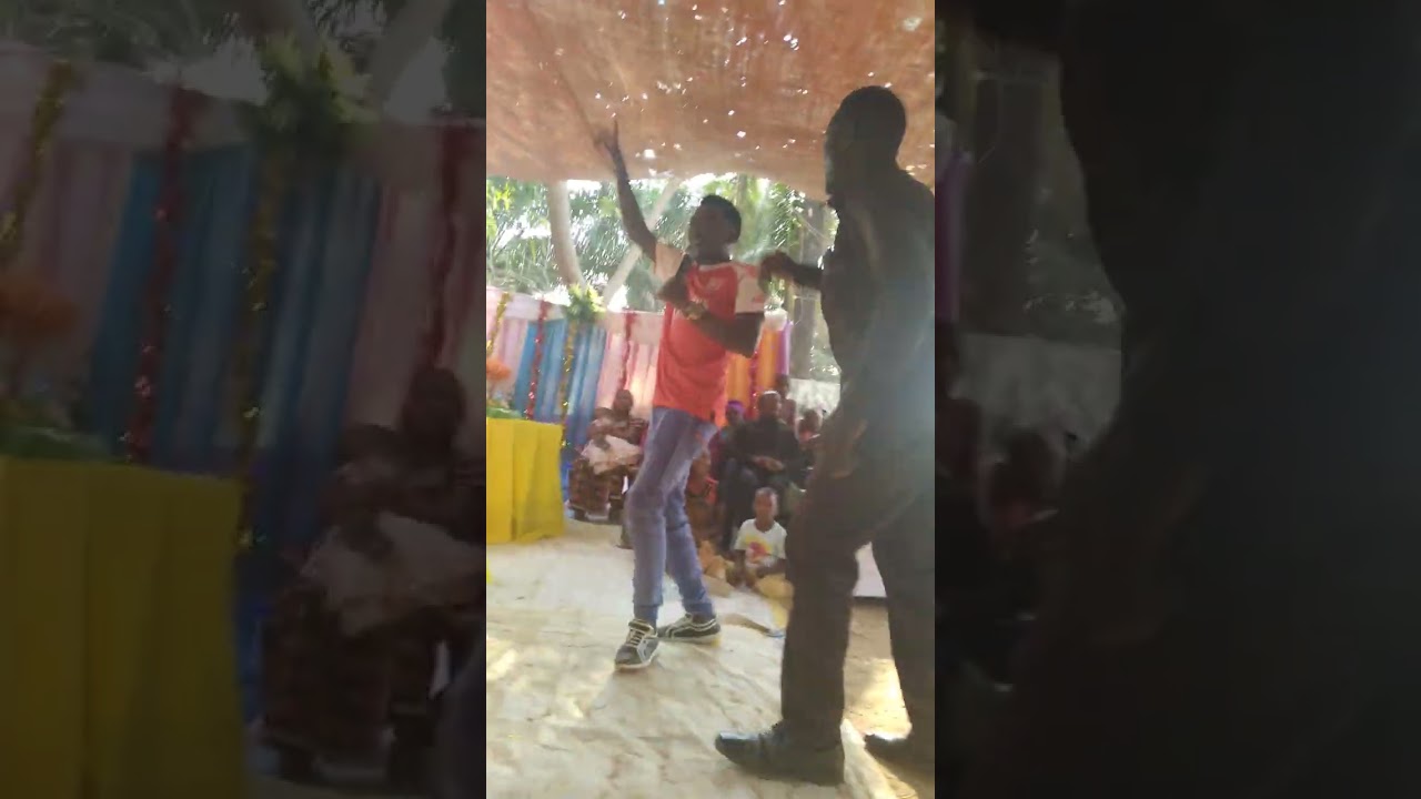 Niko wasa alivyo pafomu kwenye sherehe ni noma