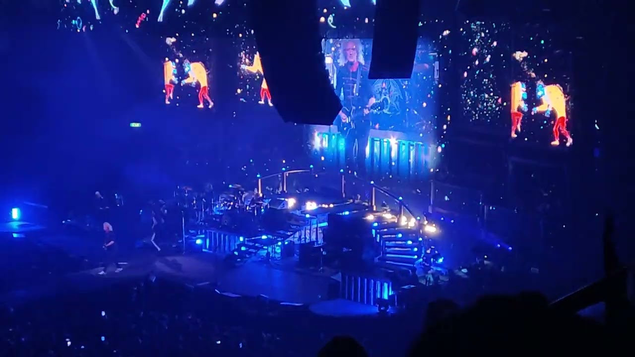 Queen - It's A Kind Of Magic (Live 11/07/2022 in Bologna, Italy)