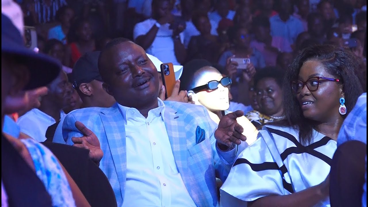 PASTOR BUJJINGO, SUSAN MAKULA SPOTTED  ENJOYING AMBASSADOR'S OF CHRIST'S SONGS AT SERENA KAMPALA