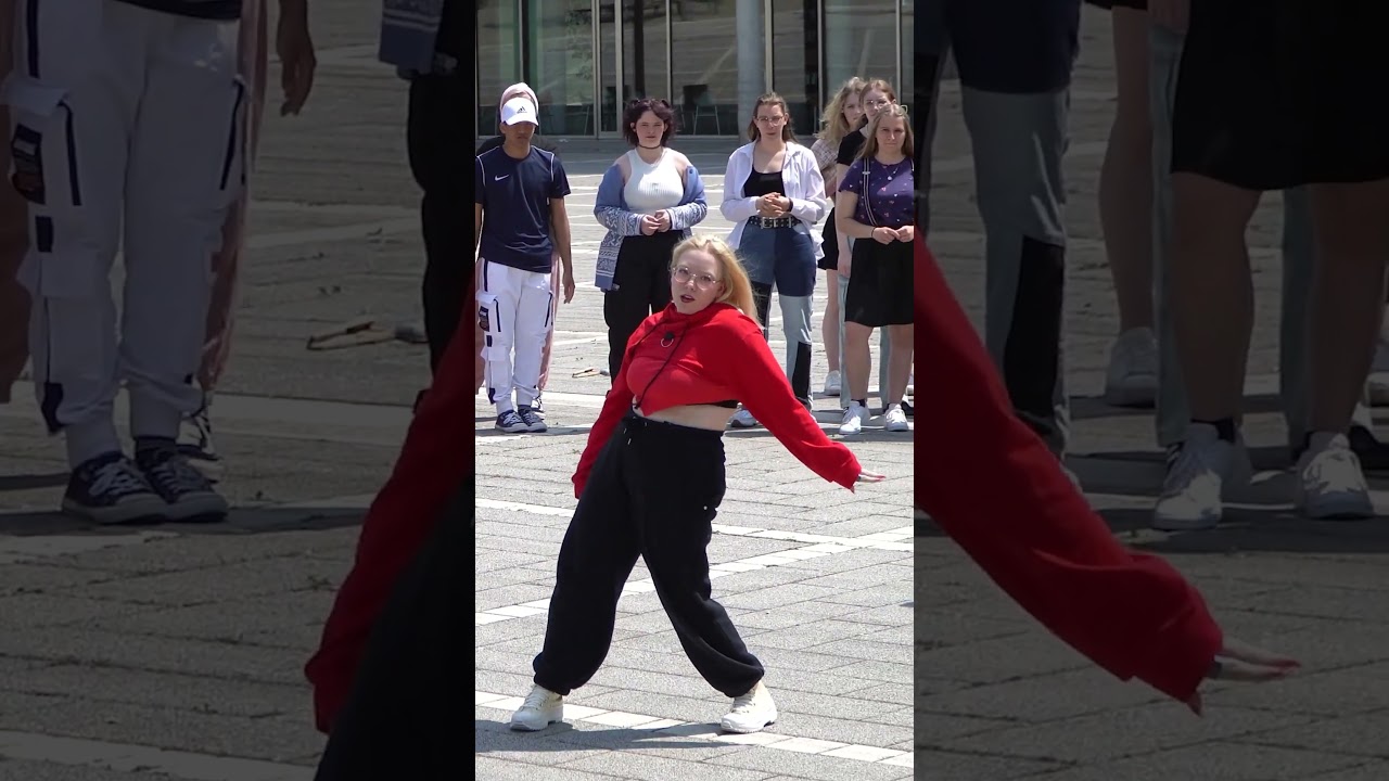 IG: @lavendalilia | Random Dance Game | Stuttgart | 27.05.2023