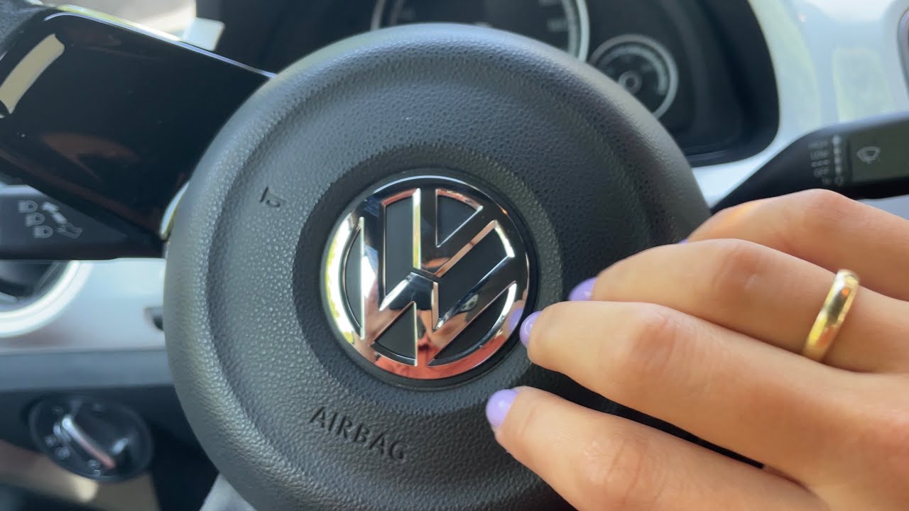ASMR🦦 Car 🚘 VW UP  Tapping and Scratching (Long Nails)