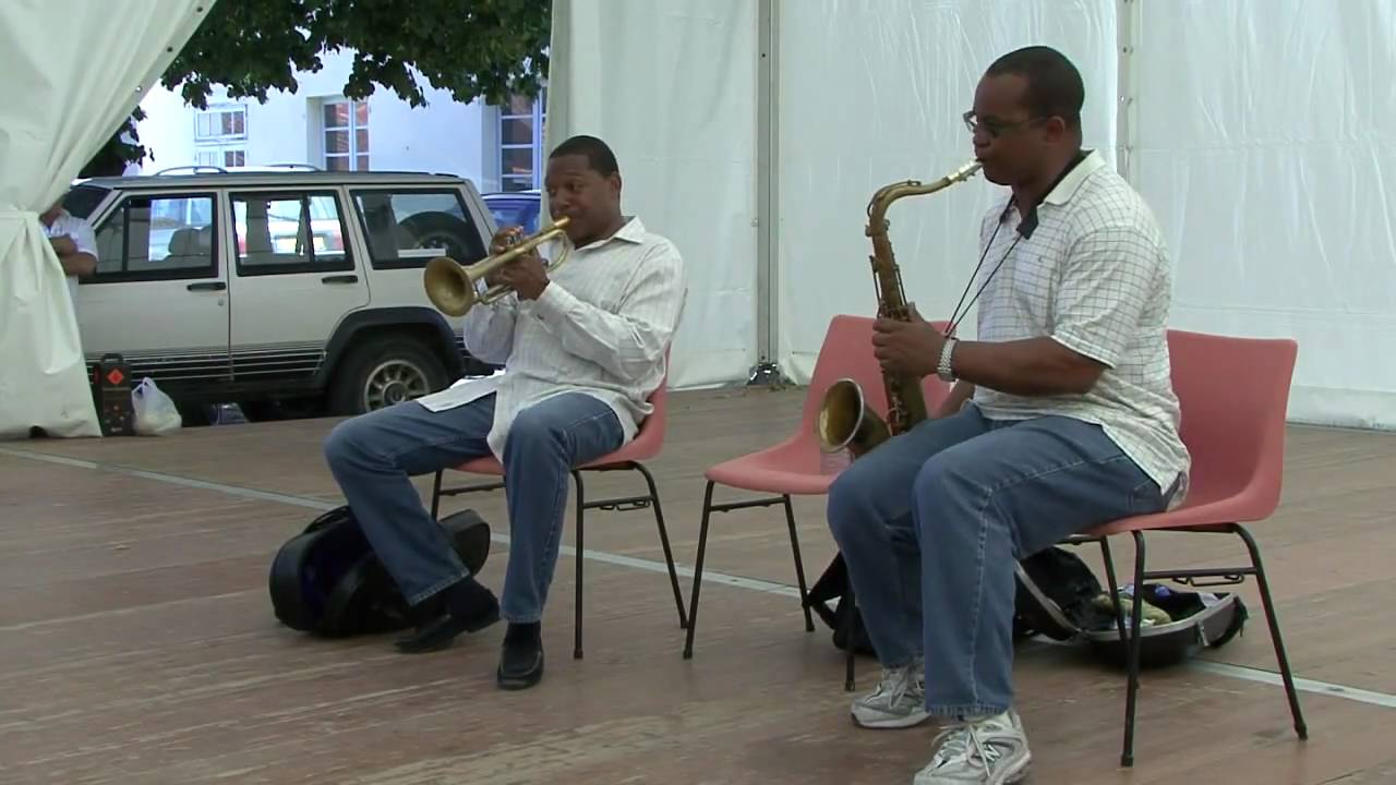 Wynton Marsalis improvising on Happy Birthday - Masterclass in Marciac 2007 (Part III)
