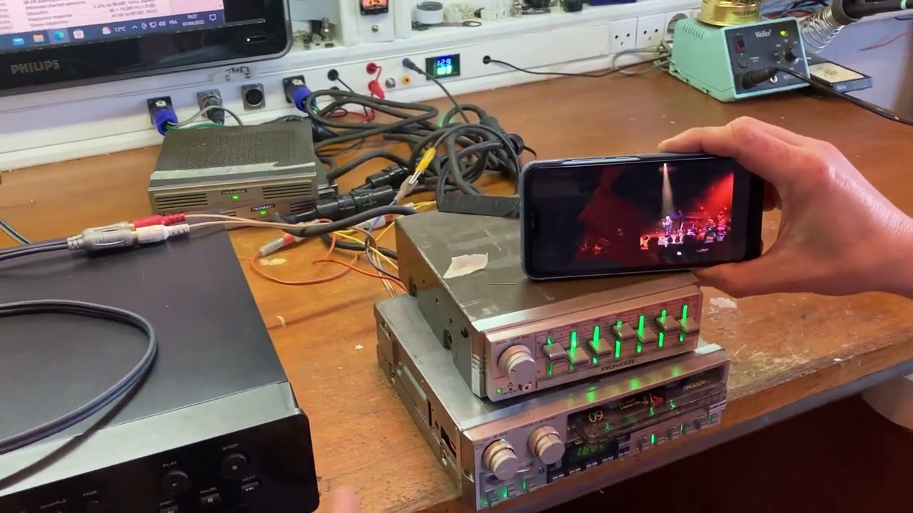 Kex-73 avec cd-5 avec éclairage touches, fonction Bluetooth sur LW et entre aux sur MW