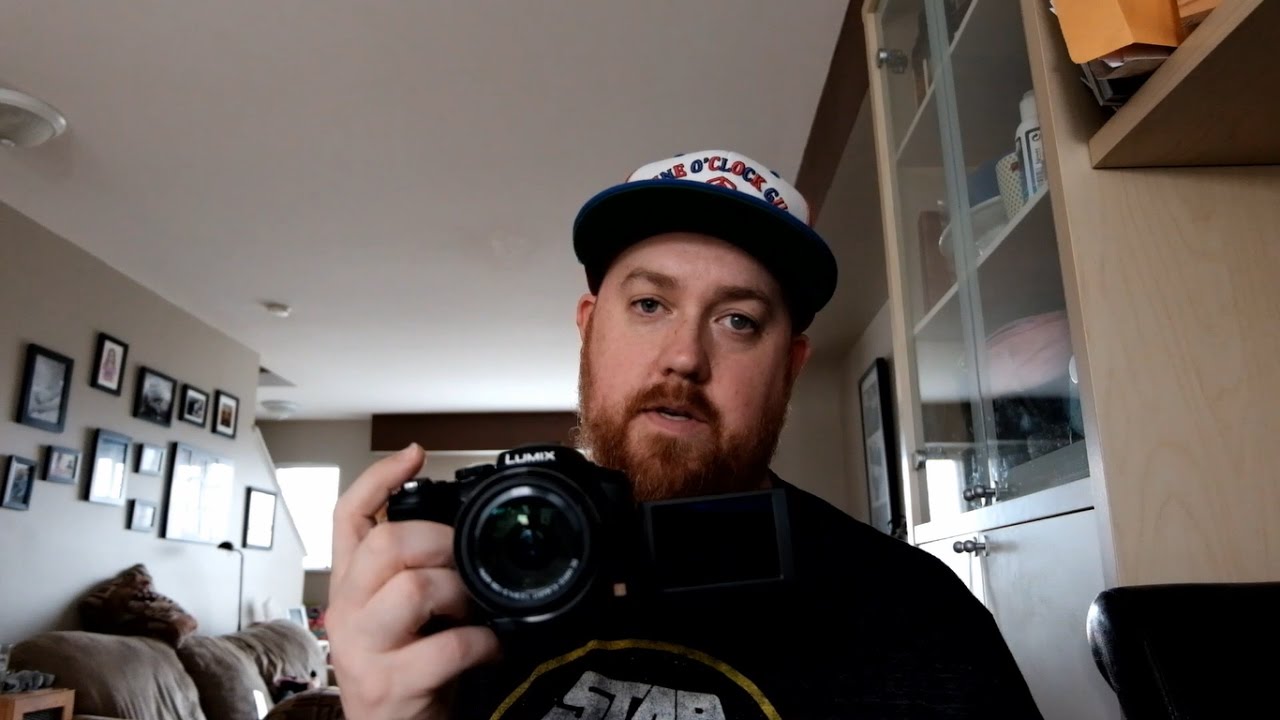 Panasonic Lumix FZ-200 for vlogging