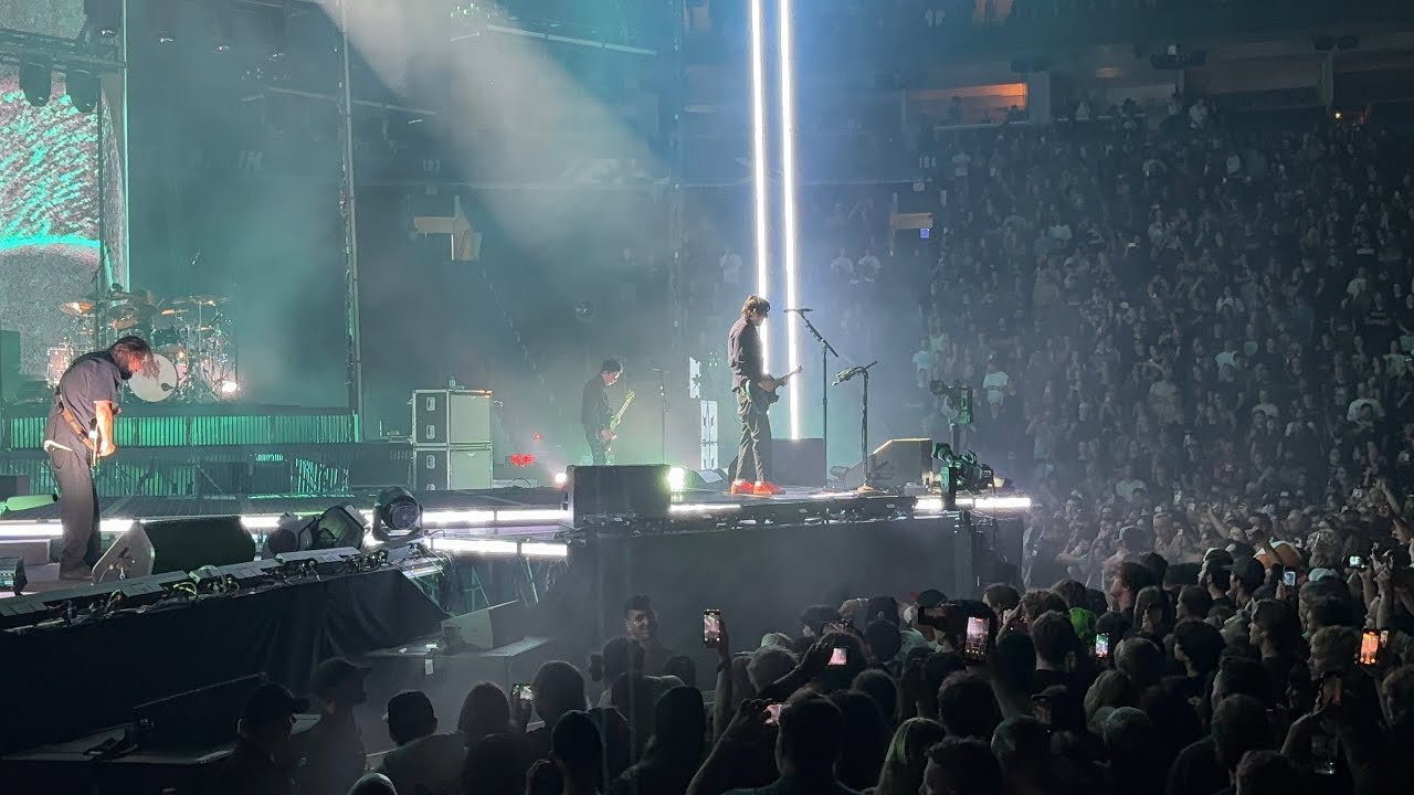 Deftones - Digital Bath (live in Vancouver 8/22/2025)