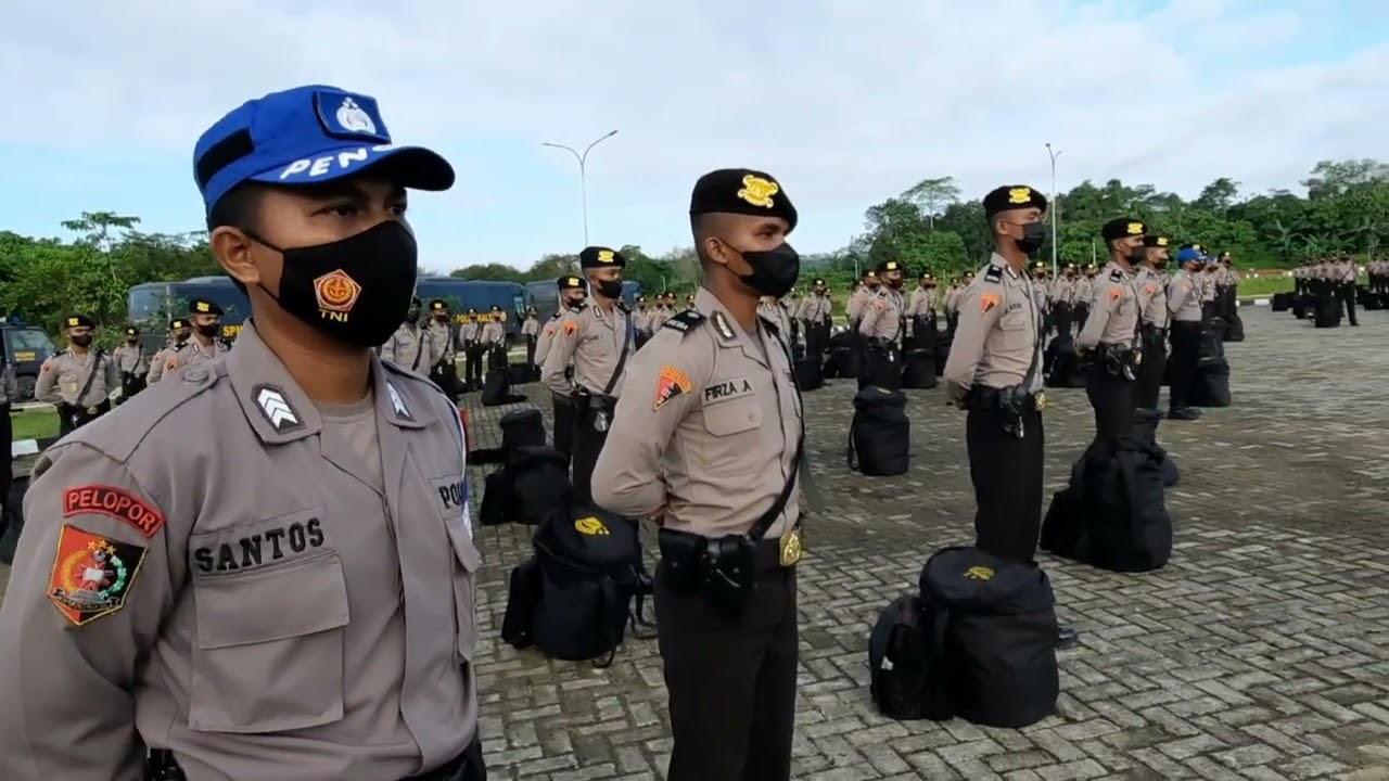 BERANGKAT LATJA...》Siswa Bintara Polri AK-47 Spn Polda Kaltim