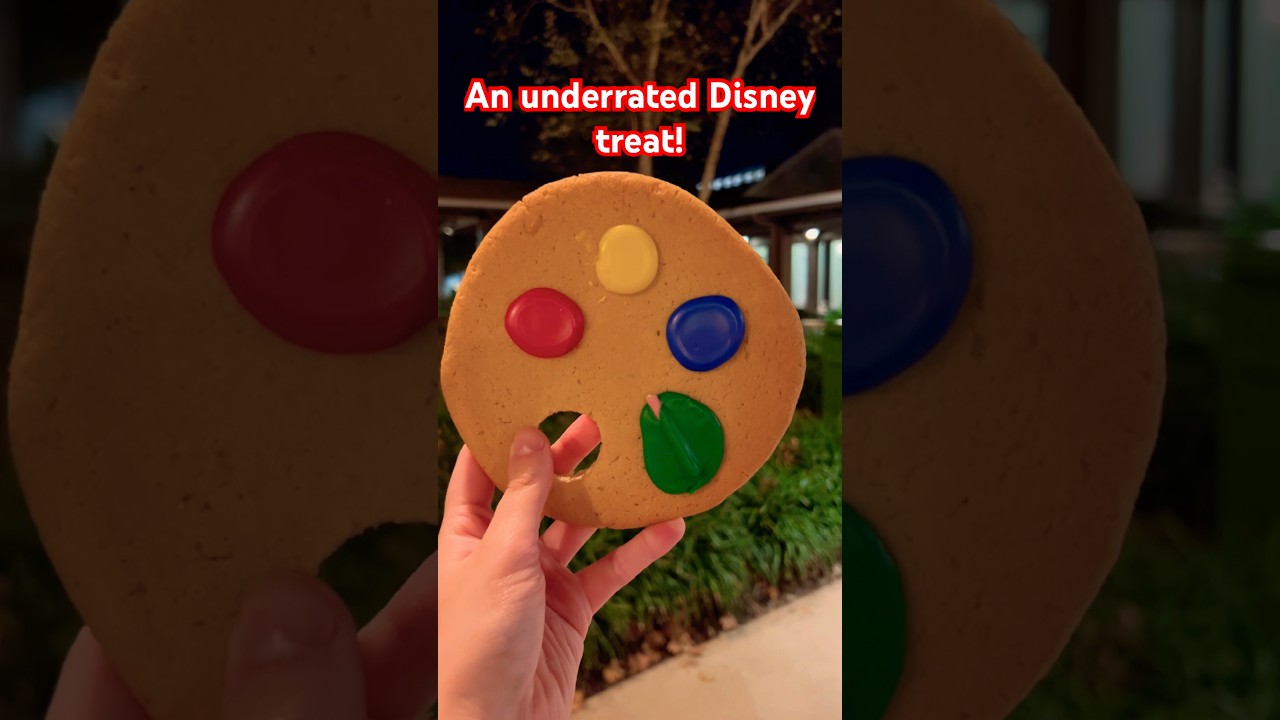 The Artist’s Palette cookie at Walt Disney World! 
