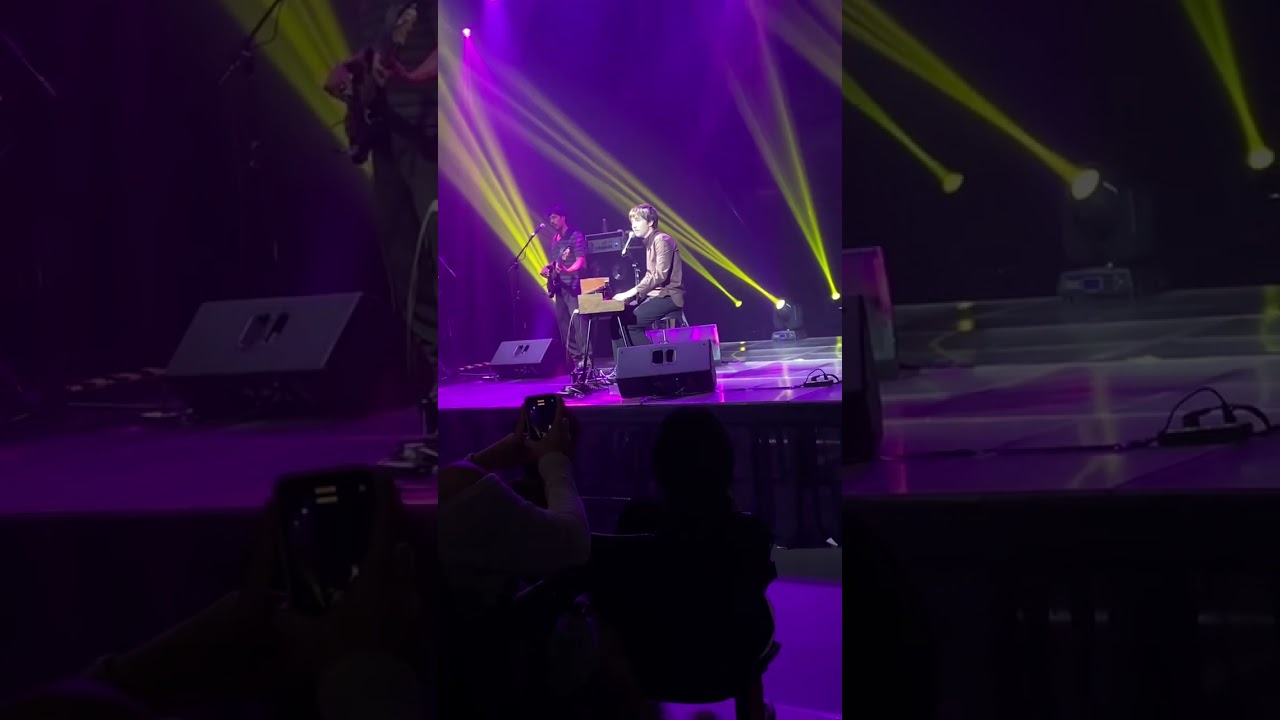 As the World Caves In - Matt Maltese Live in Manila