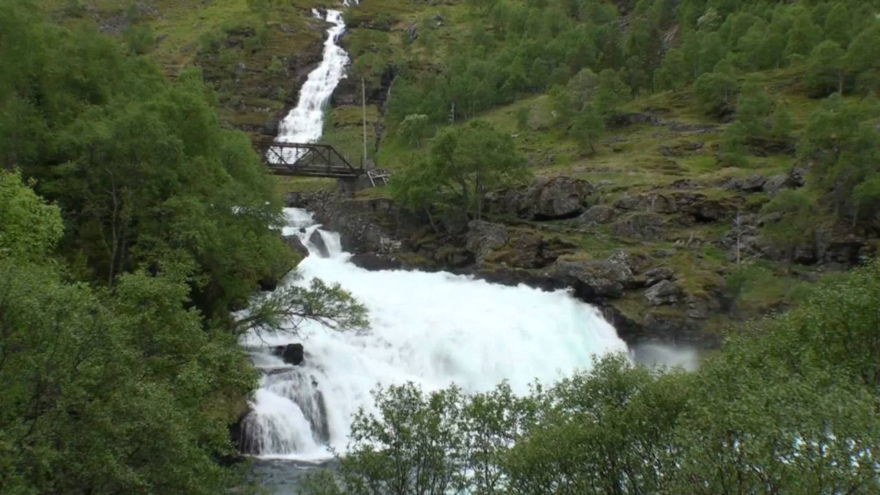 FJORDS Norway - Cycling the Fl&aring;msdalen Valley