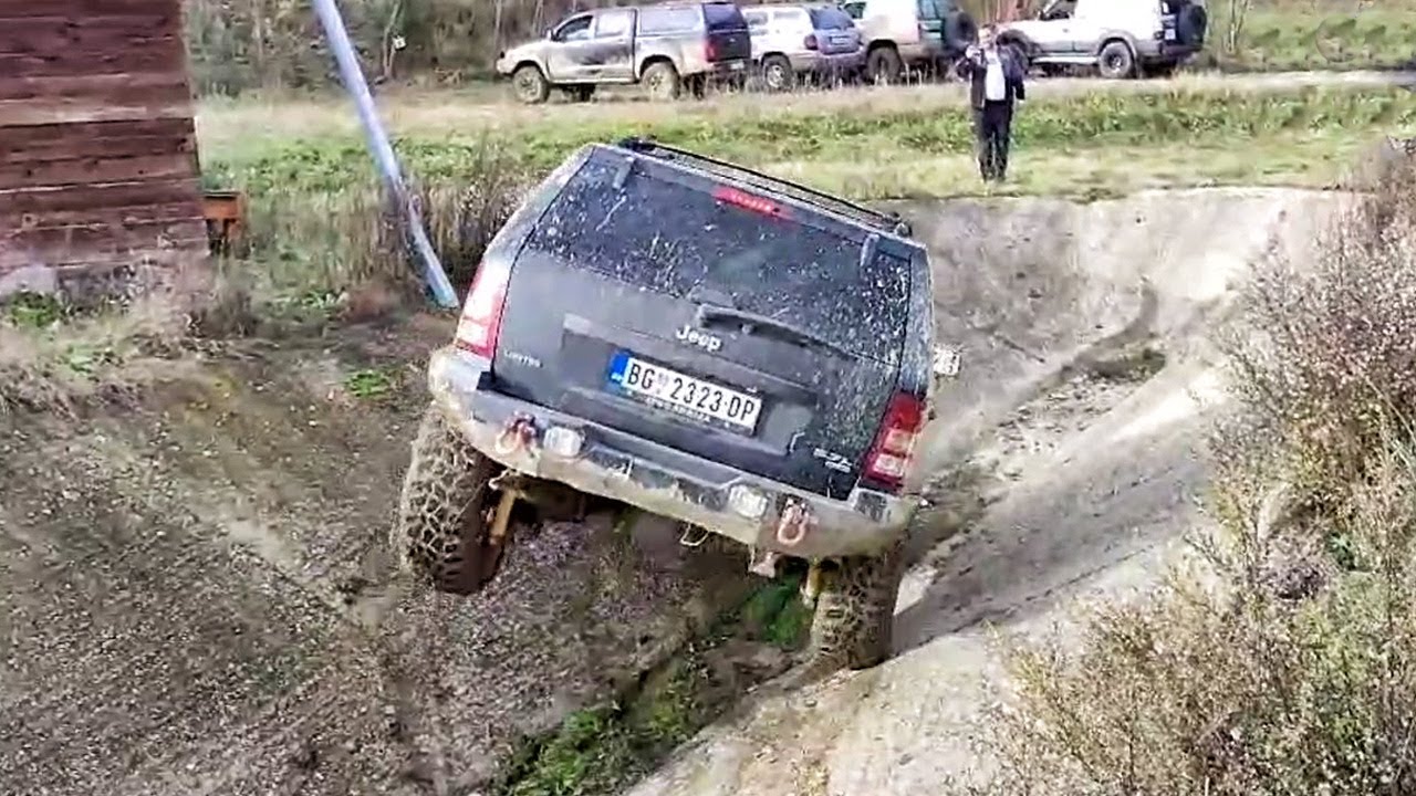 Jeep Grand Cherokee, Toyota Land Cruiser, Toyota Hilux, Nissan Patrol