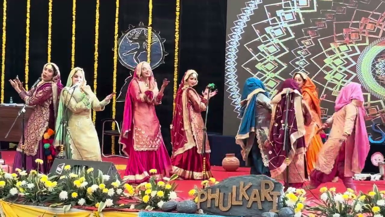 Best hariyanavi song and dance fest in dyal singh college 