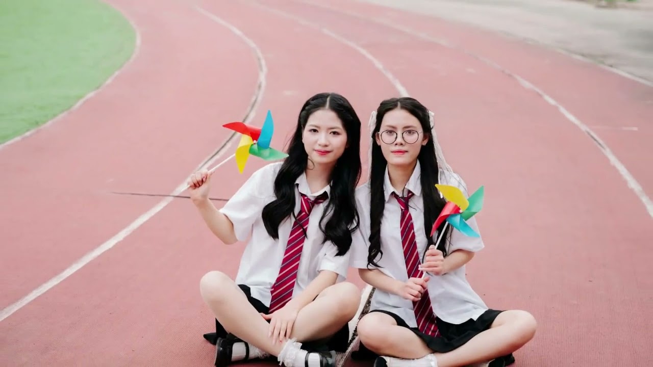 Video tặng phái nữ ngày 8/3 (12A8) edit: Hưng