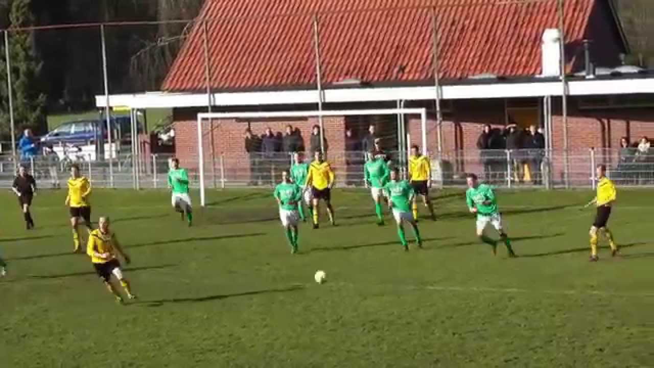 Voetbalwedstrijd MEC - Rekken