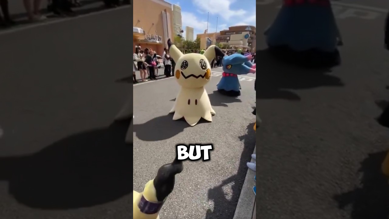 Мимикью находит фаната на параде покемонов в Universal Studios! Забавные персонажи #мимикью