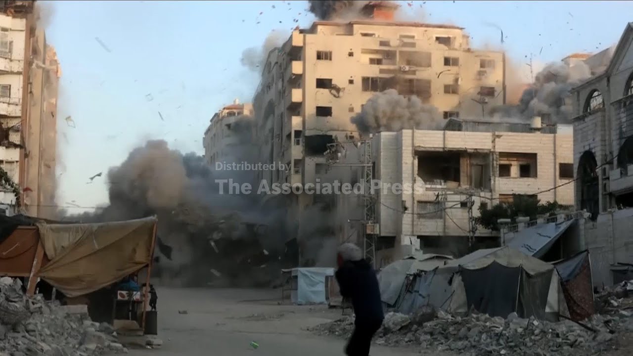 Israel intensifies bombing of remaining residential buildings amid Gaza City offensive