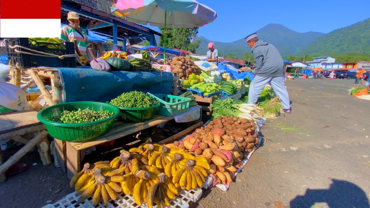Traditional Market Authentic Food & Daily Life in Cipanas 