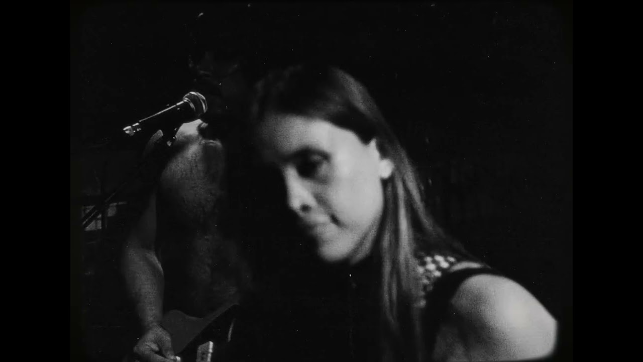 Vilevo - Gato Negro (Video Musical)