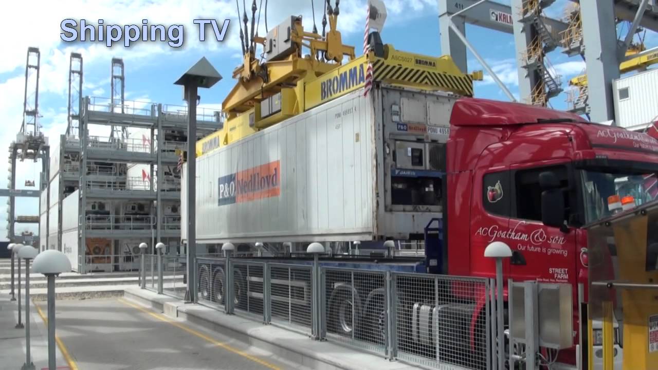 Inside London Gateway, part 1