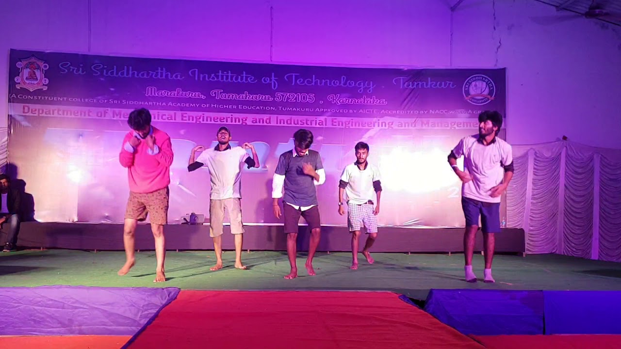 Funny dance in Mechanical Brach fest (SSIT TUMKUR)