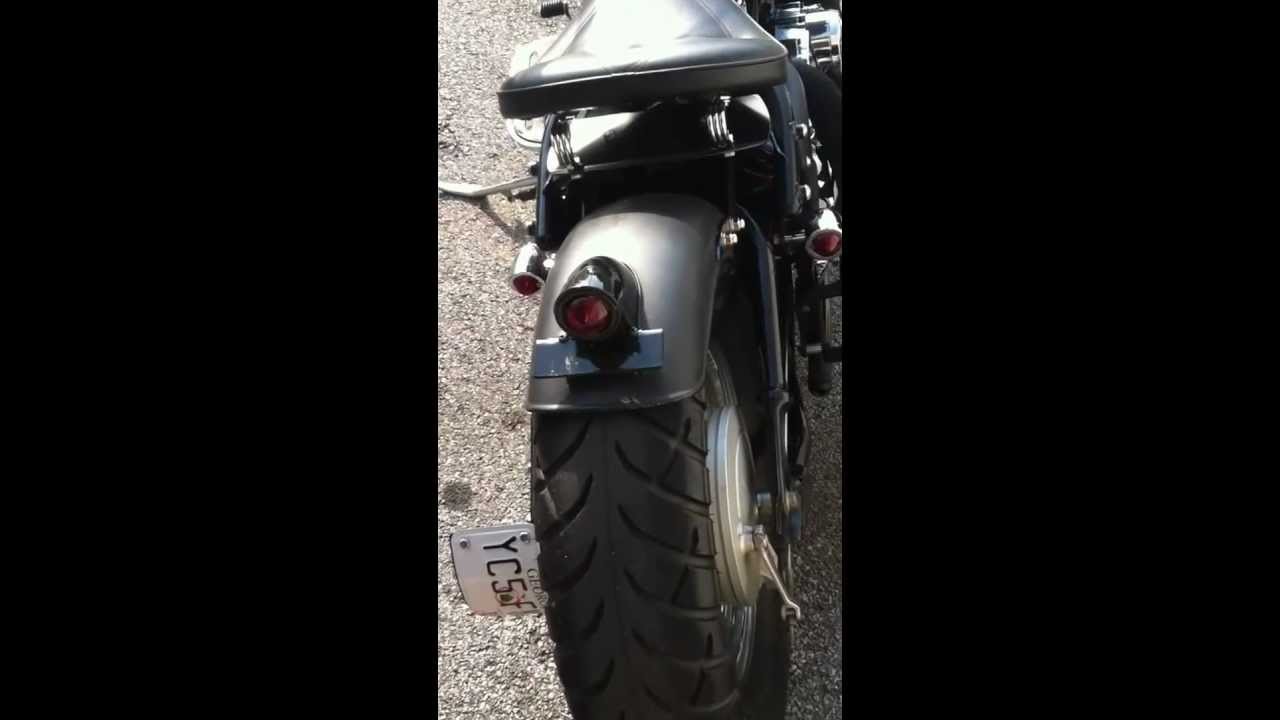 Yamaha Vstar 650 Bobber Ape Hangers Straight Pipe super loud
