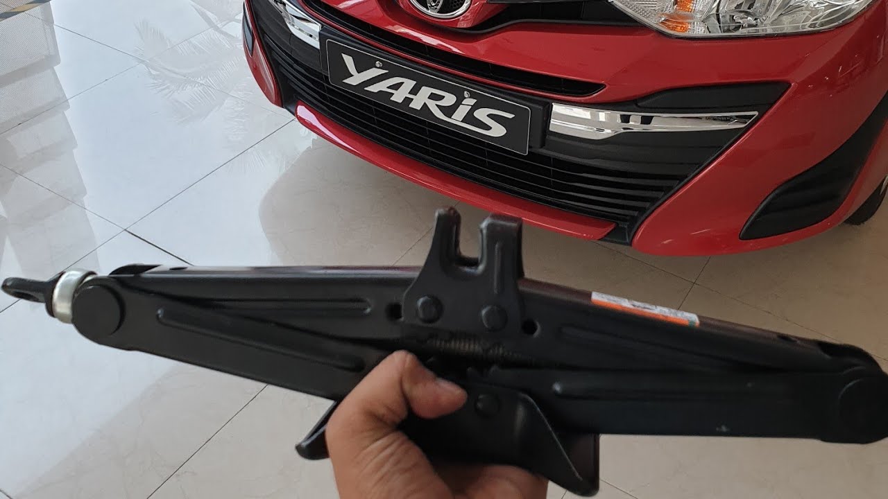 New Toyota Yaris Lift Jack position| Spare wheel Replacement Jack Location Yaris|