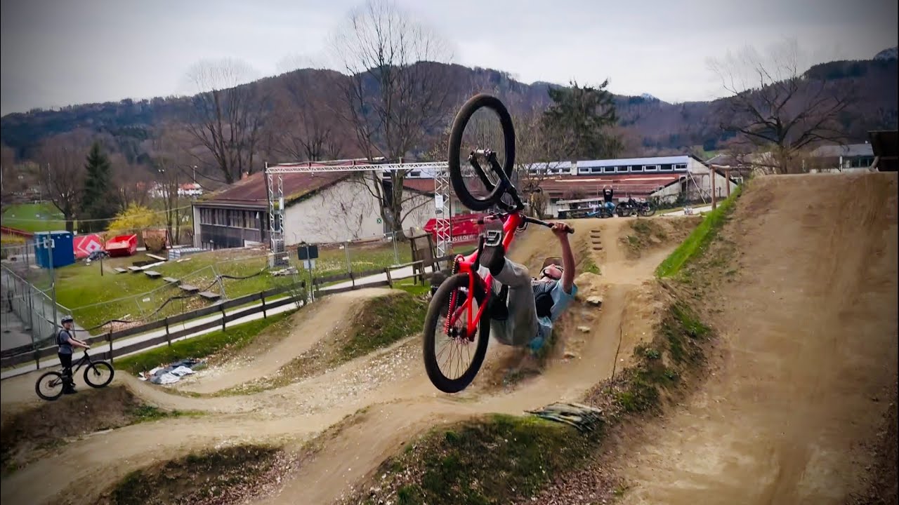 Flip über Big-Line Kicker Neubeuern? +Dirtpark Opening