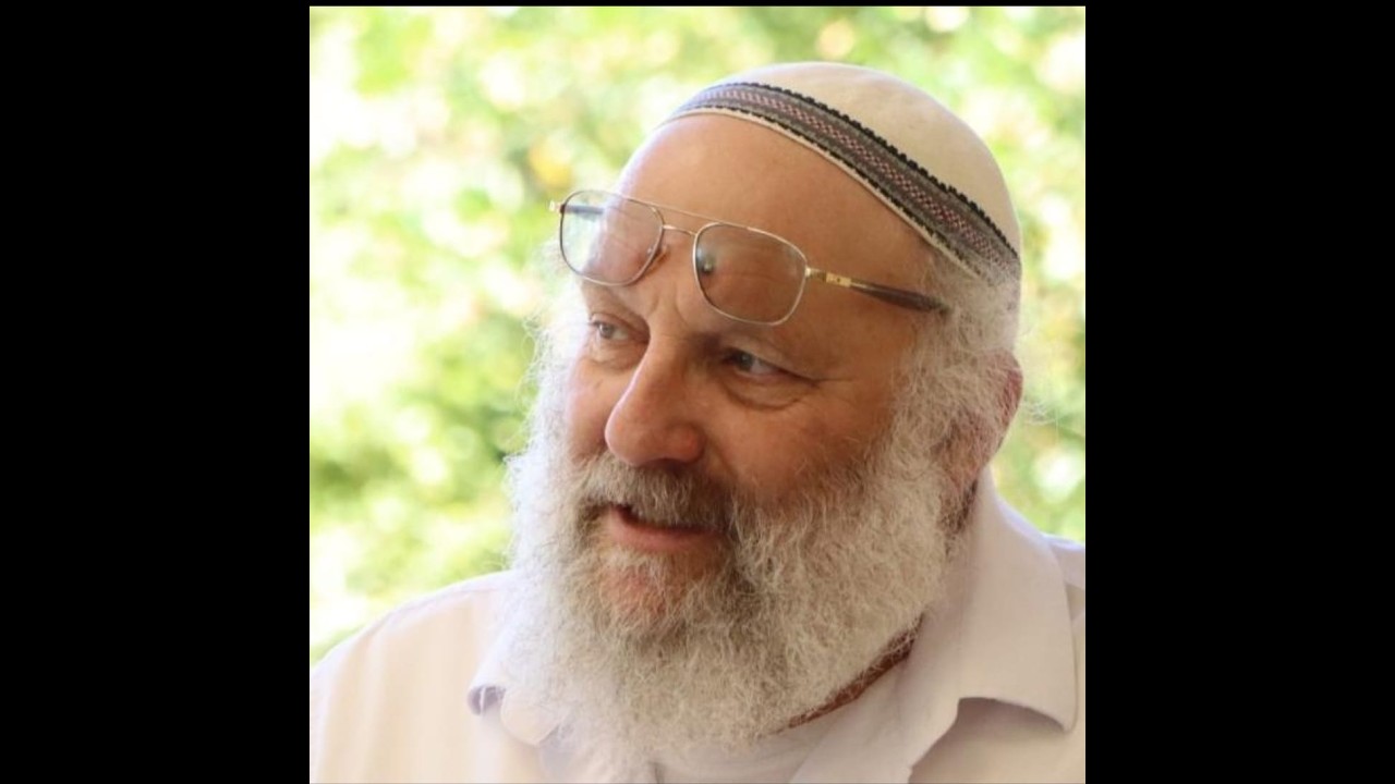 לפרשת תצוה וזכור, אורות הראי'ה קוק על הפרשה - בגדי הכהן תפארת צלם אלקים שבאדם מחית עמלק, מוסרי ?