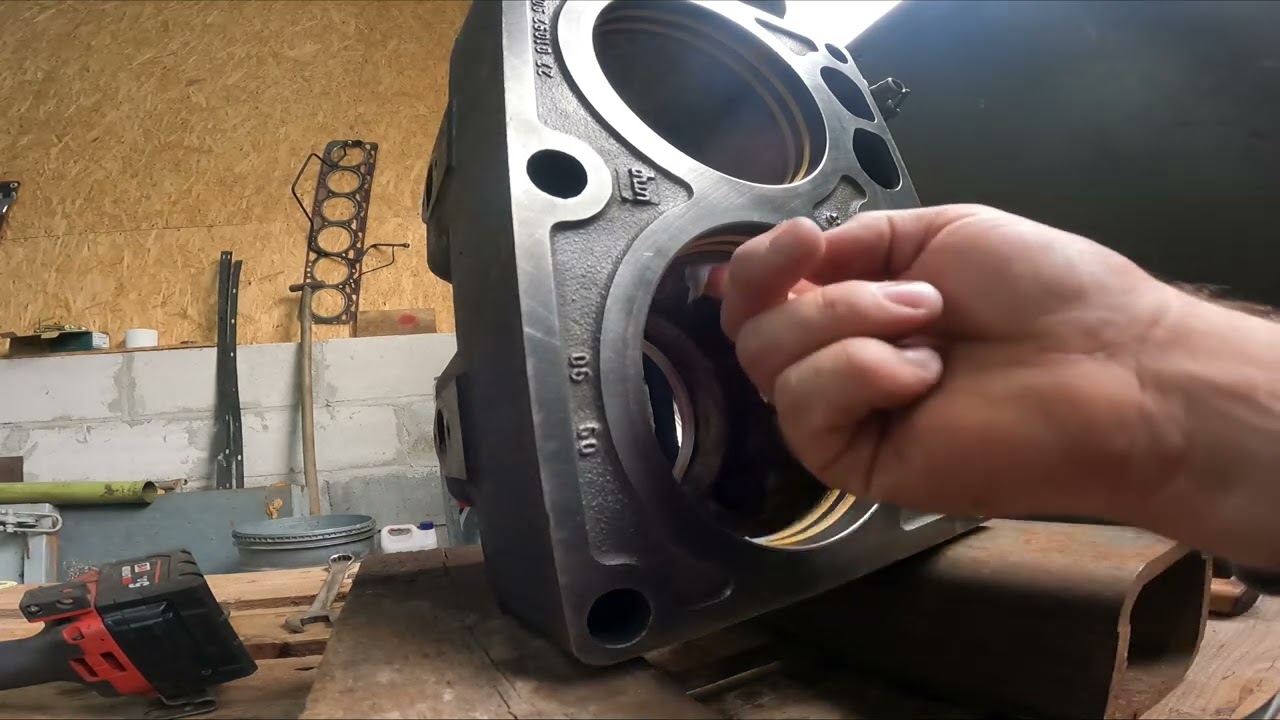 Składanie Silnika IFA w50L 4vd  Z Kombajnu Fortschritt MDW E514 cz1
