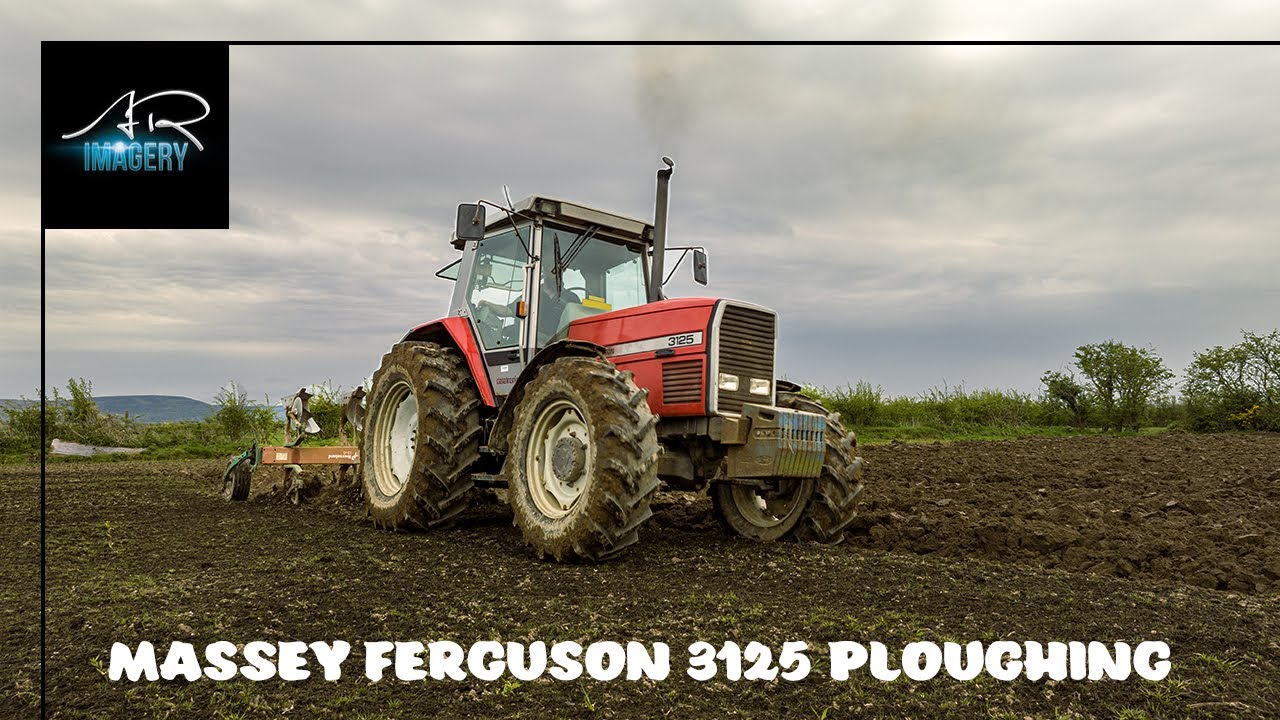 Massey Ferguson 3125 ploughing stubble