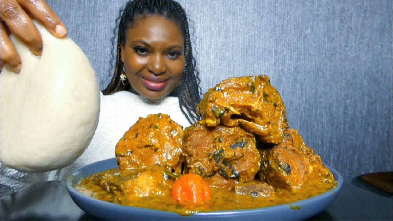 Asmr mukbang bitter leaves ogbone soup with fufu / Nigerian food