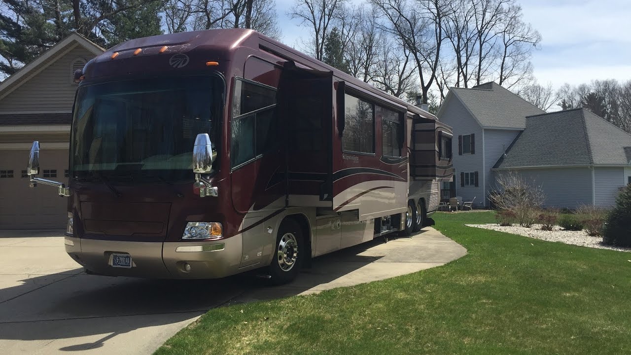 2006 Monaco Signature Chateau 600 HP Diesel