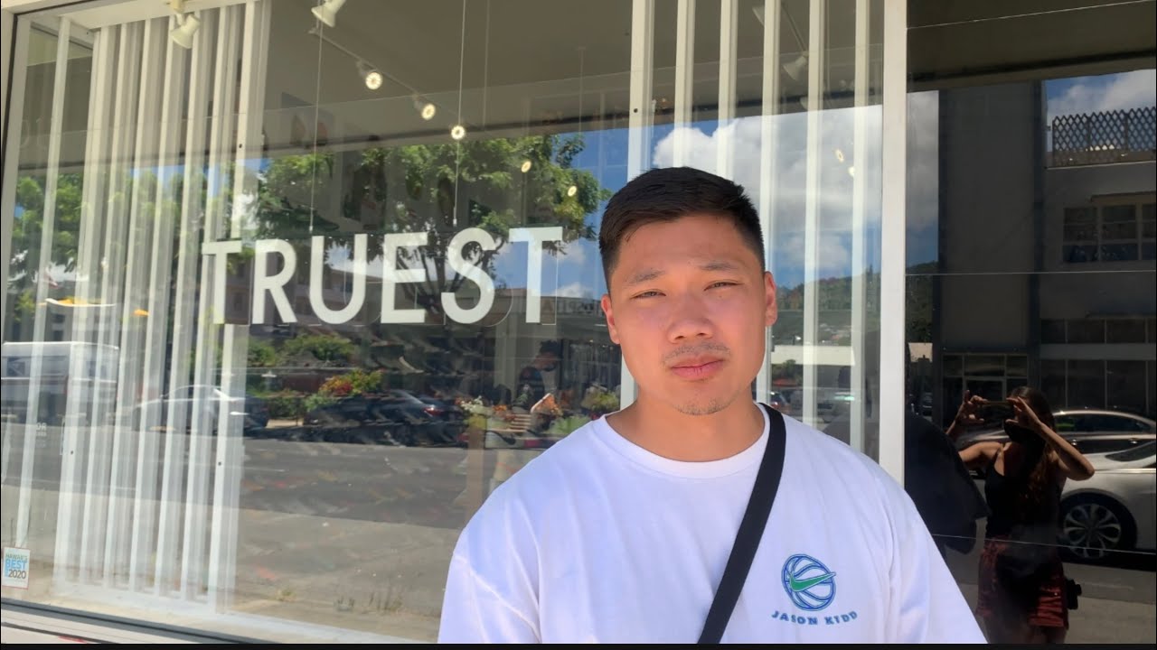 Sneaker and Streetwear Shopping in Oahu Hawaii Vlog