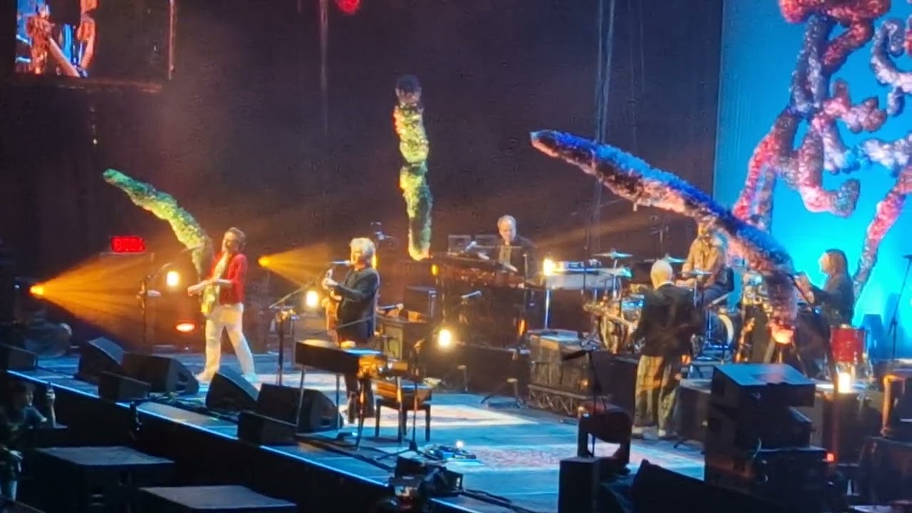 Crowded house _ Weather with You _ Birmingham 2024