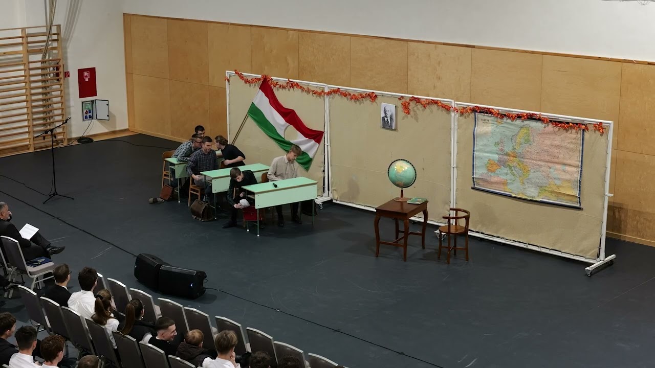 Iskolánk október 23-i megemlékezése.