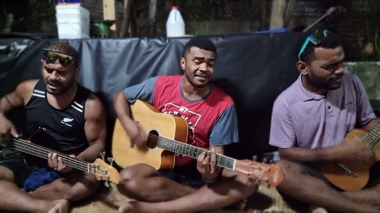 Voqa kei Valenisau & Waikatakata Vure feat Seni Lolo Kula Sigidrigi - Lesu tale Mai