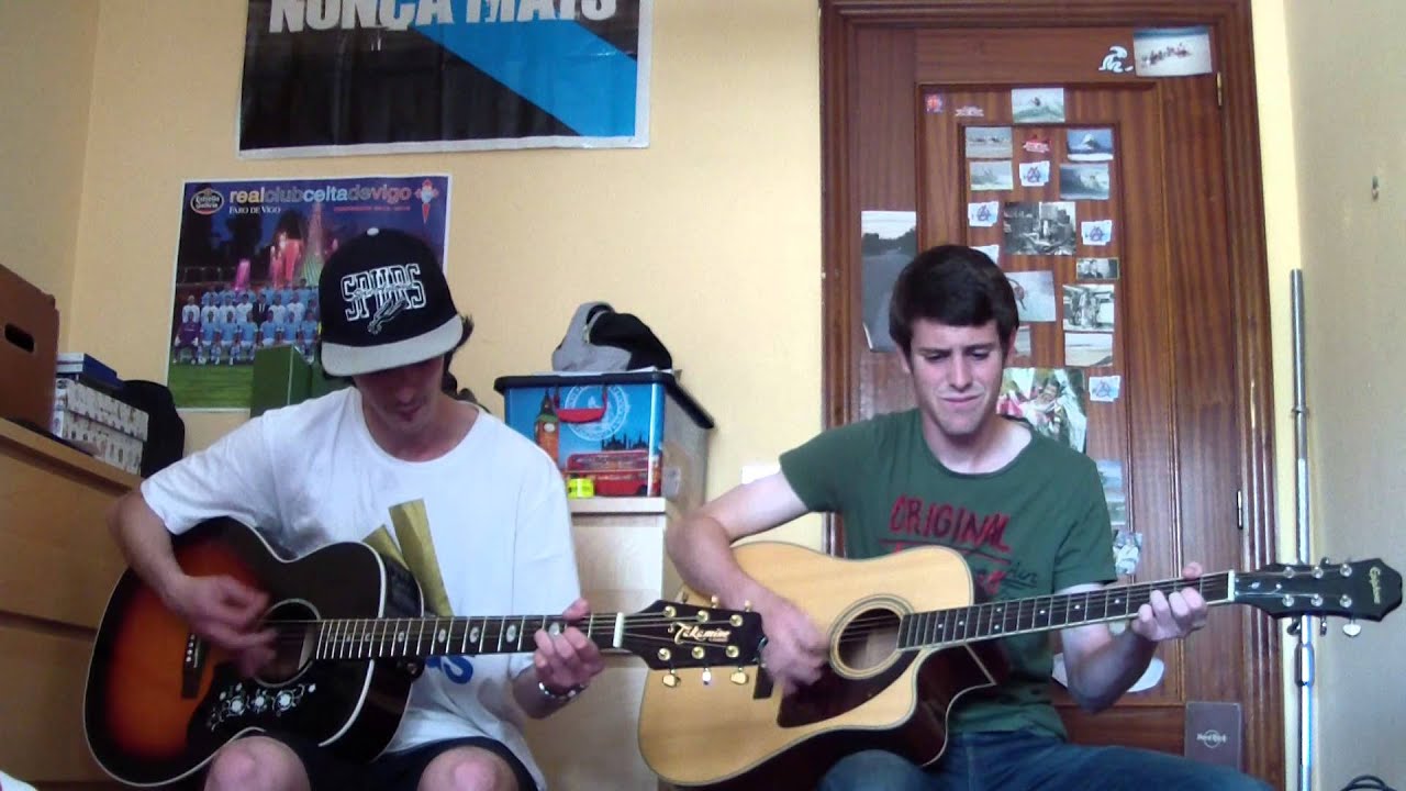 Rojitas Las Orejas - Extremoduro (Román y Manel acoustic cover)
