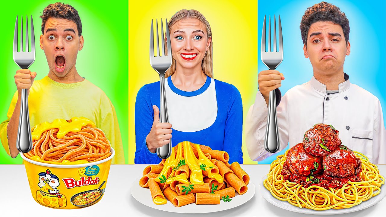تحدي الطبخ انا و اخويا | أغرب المكرونات الجاهزة 😱 انصدمنا من الحلاوة 😨