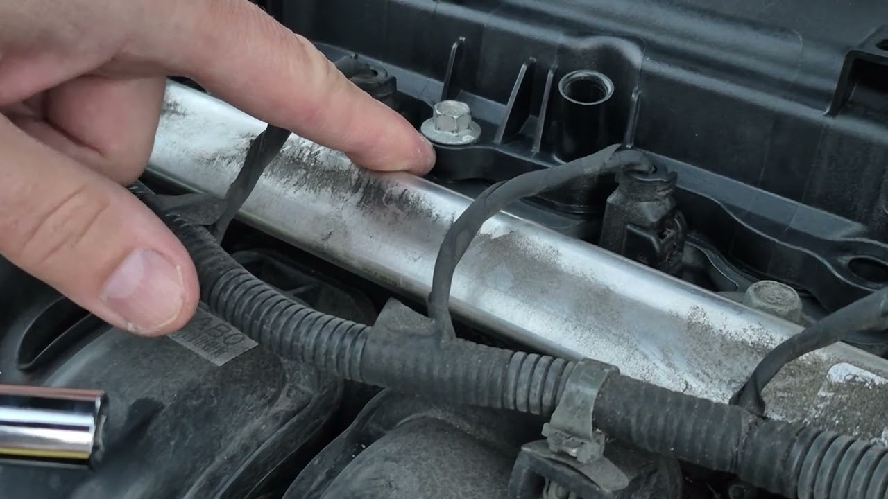 Found crack in valve Cover 