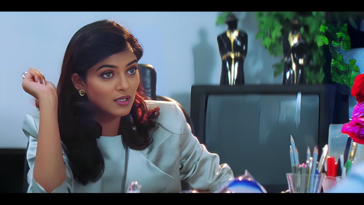 जिंदगी में बहुत सी चीज़े पहली बार होती है, बस उसका मज़ा लेना सीख लो - Sirf Tum Sushmita Sen Scenes