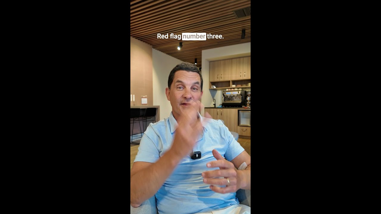 Red Flag #3 As A Plastic Surgeon